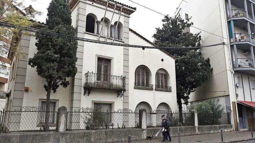 Un xalet de Sant Narcís, sense ús pel desacord entre les institucions