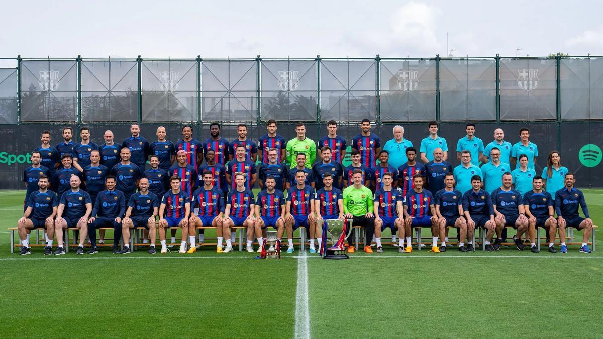 L’últim pòster amb Busquets i Alba