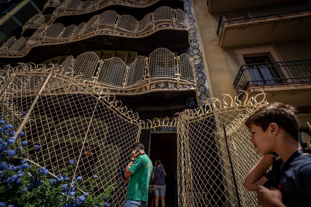 La Casa Batlló recupera sus colores originales