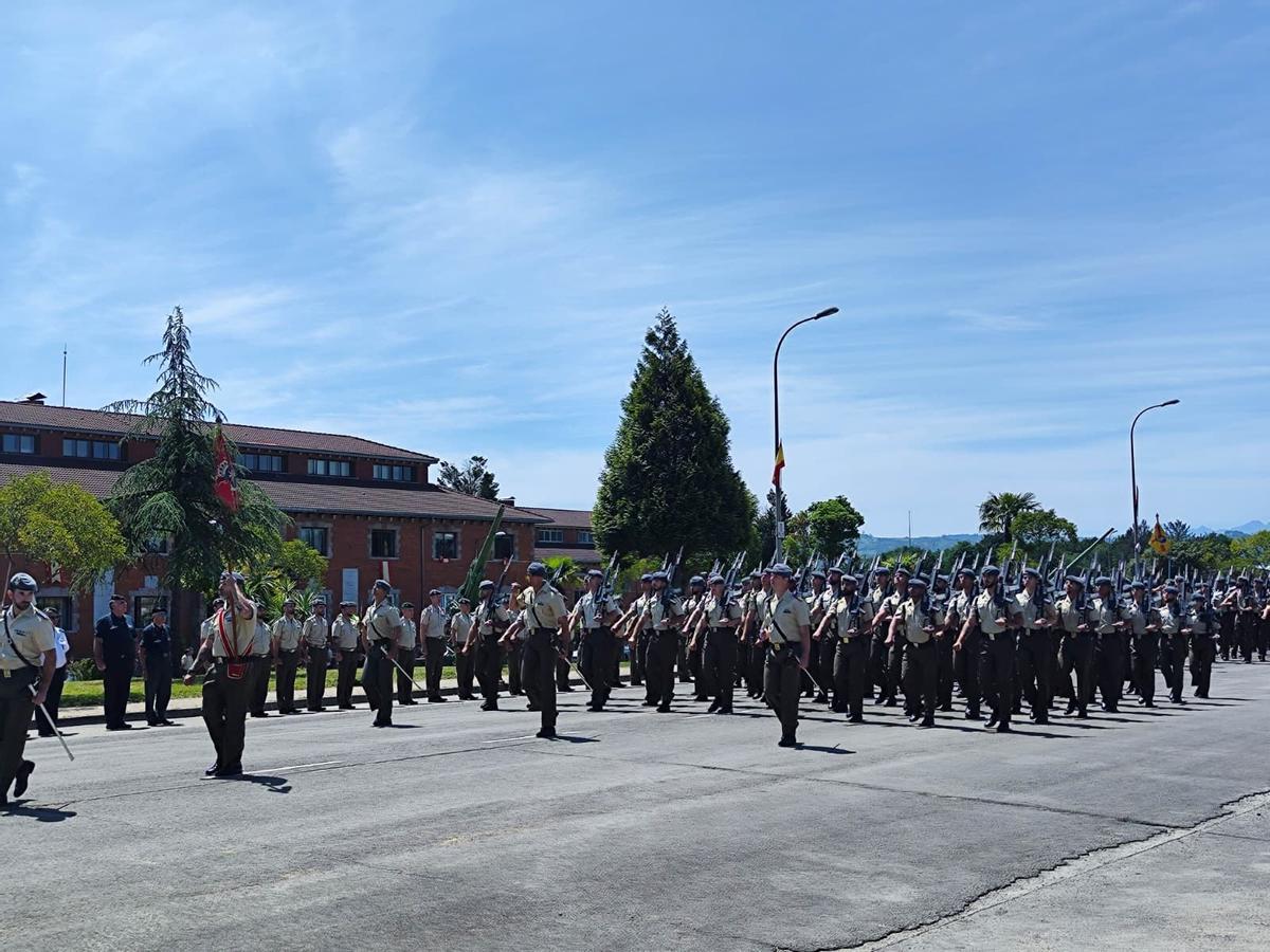 La Brilat conmemora su 60 aniversario con una parada militar en Cabo Noval