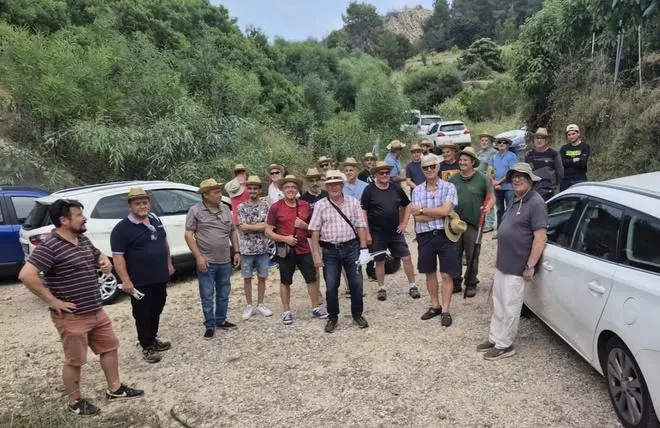 Els agricultors d’Oliva s’interessen pel cultiu de l’alvocat