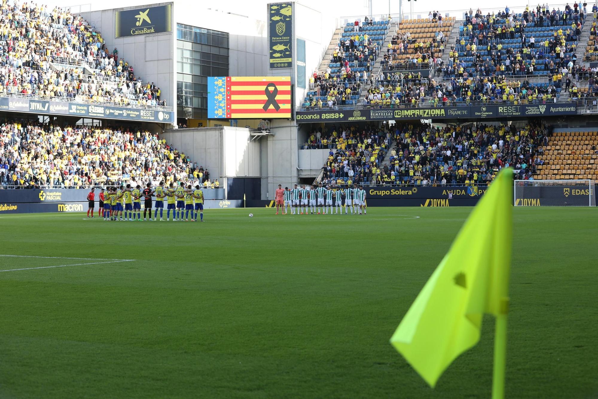 Cádiz CF-Córdoba CF | Las imágenes del partido de la Liga Hypermotion