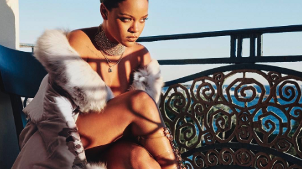 La última colección de Rihanna junto a Manolo Blahnik