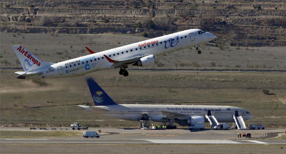 avion-air-europa-despegando