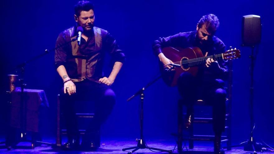 Miguel Poveda emociona con su tributo a Lorca