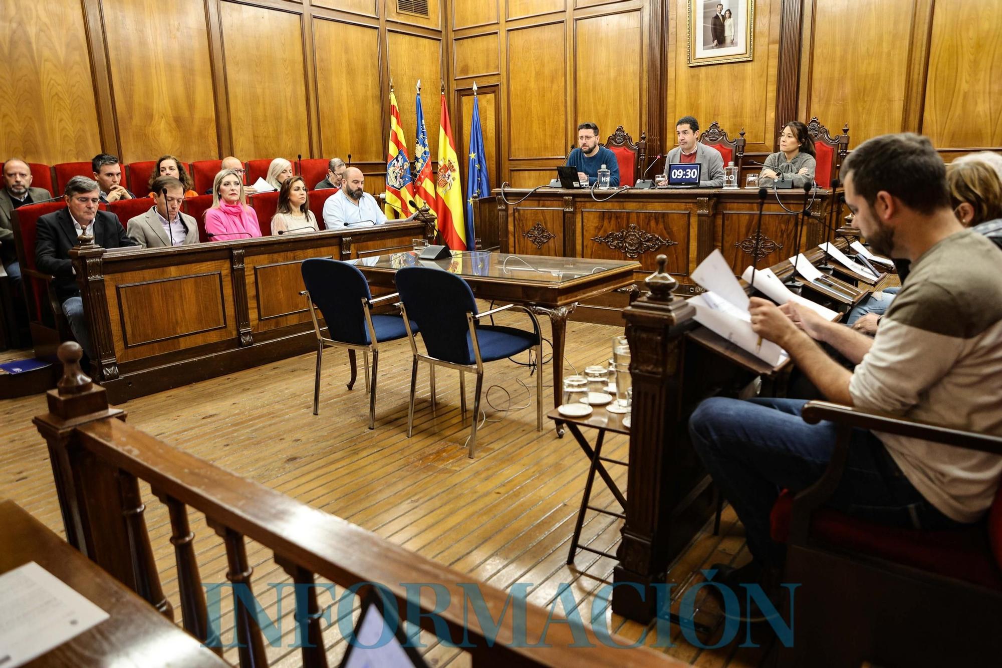 Alcoy rechaza en el pleno la moción del PP en favor de la Constitución