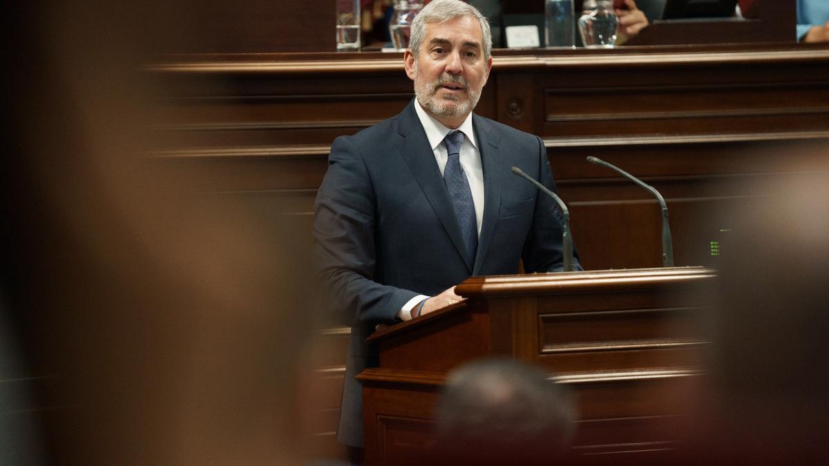 Clavijo interviene ante el Parlamento en el primer Debate de la Nacionalidad de la legislatura
