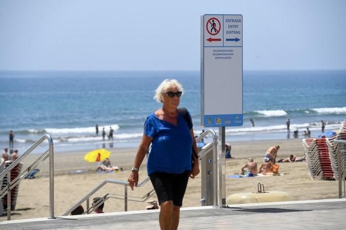 Ambiente de Playa del Inglés en plena fase 2