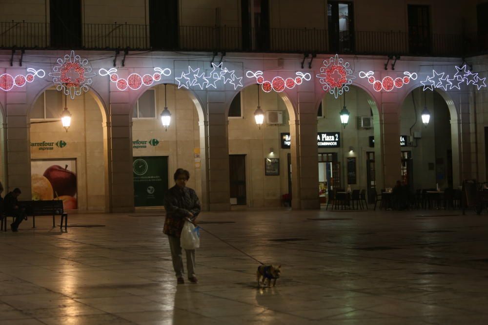 Decepción con las luces de Navidad de Alicante