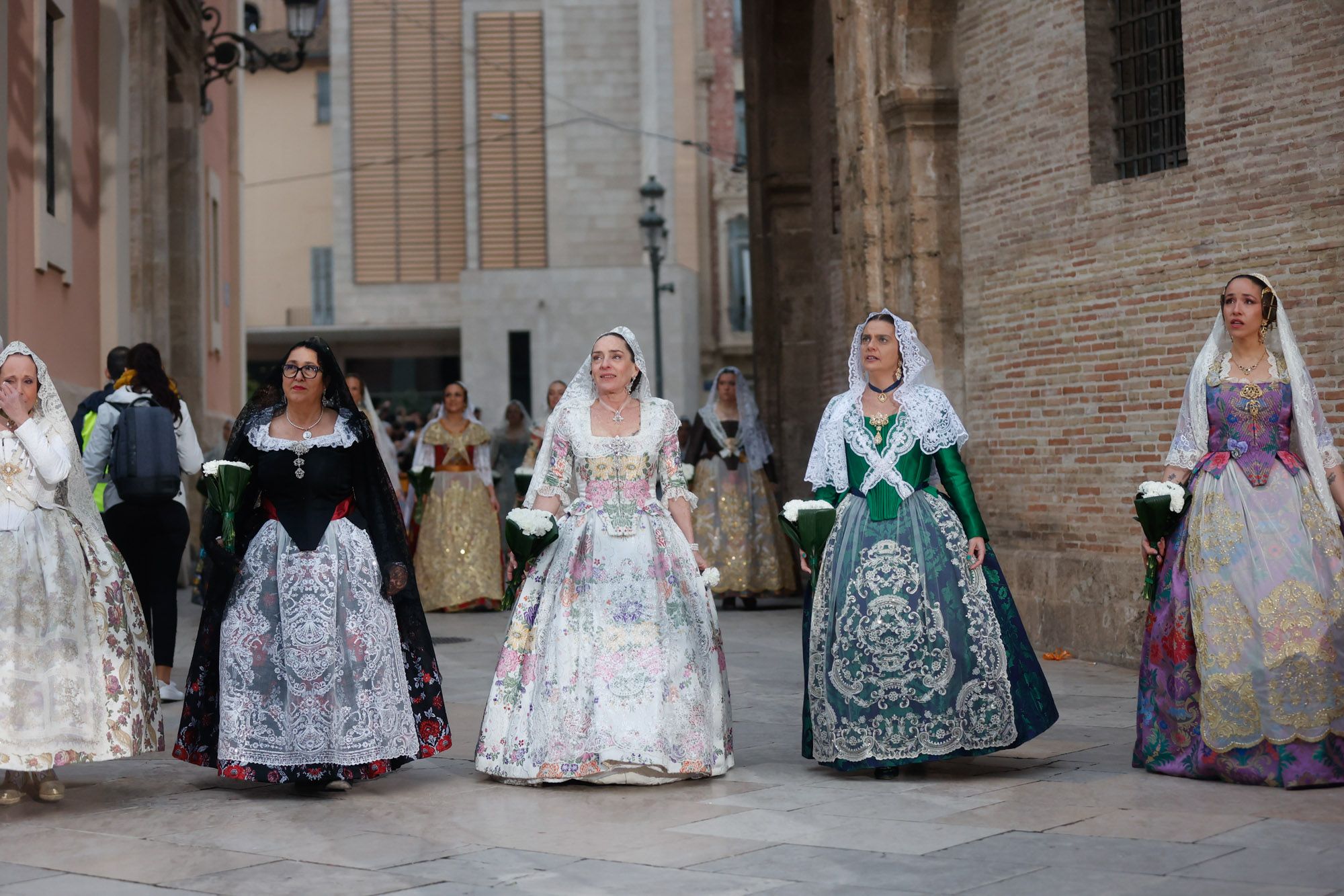 Todas las fotos de la Ofrenda del 17 de marzo por la calle de la Paz de 18:00 a 19:00 horas