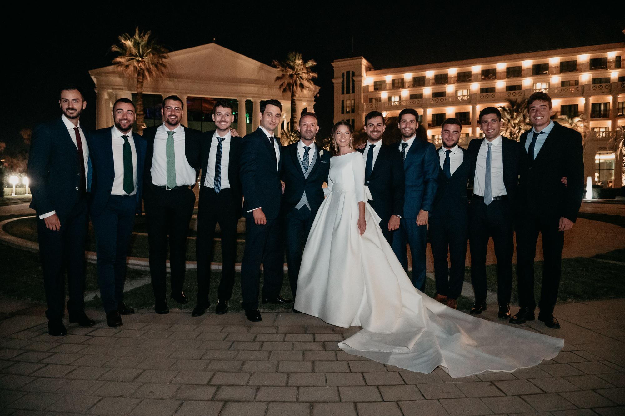 Boda de Andrea Cea, corte de honor de los años 2020 y 2021