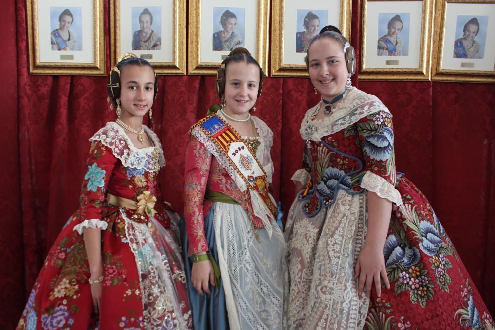 La "mini alfombra roja" de la exaltación de la fallera mayor infantil 2020