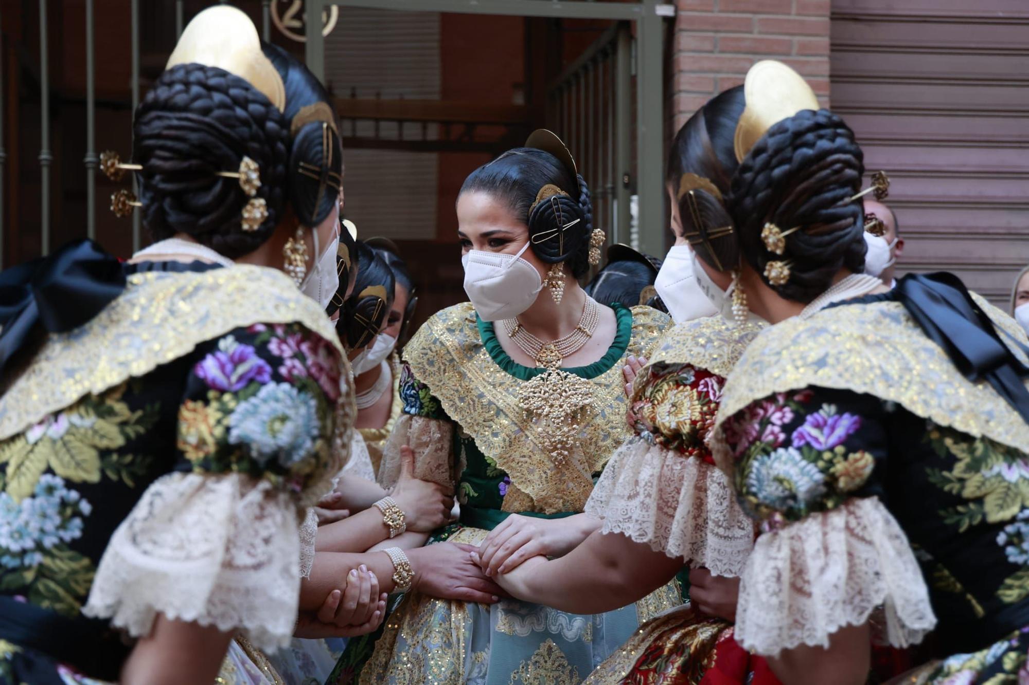 Espolín de la Fallera Mayor de València | Carmen Martín escoge el color verde primavera