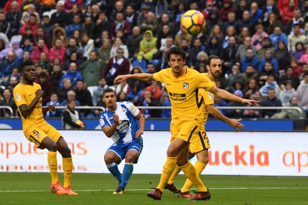 El Dépor cae en el descuento ante el Atlético