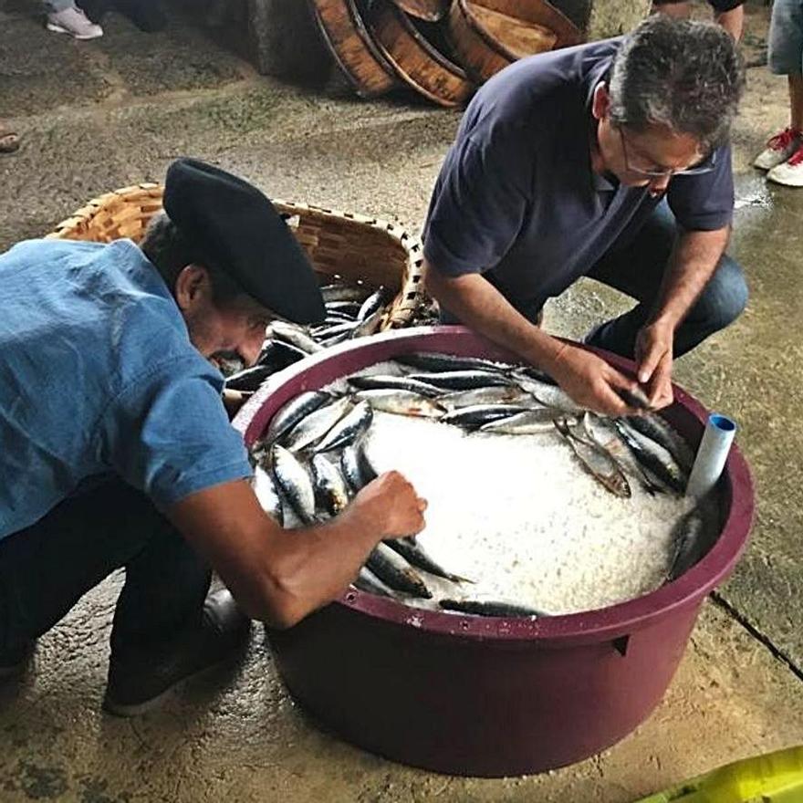 El proceso de hacer la “chanca”, antes de la pandemia. 