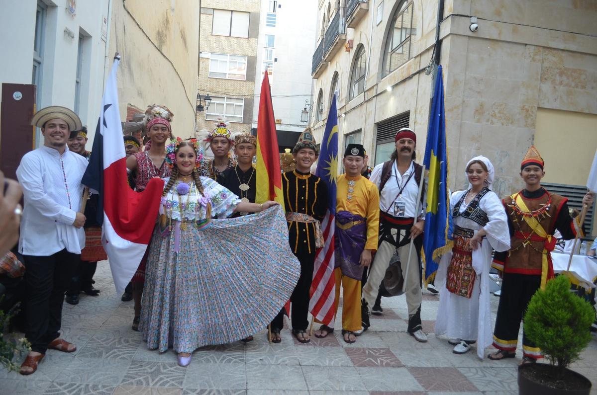 El Festival Internacional de Folklore en Benavente, en imágenes
