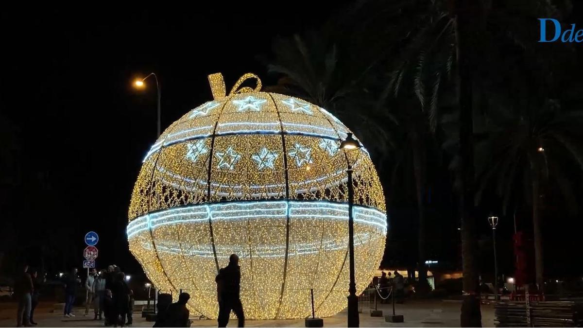 Bola luminosa de Navidad