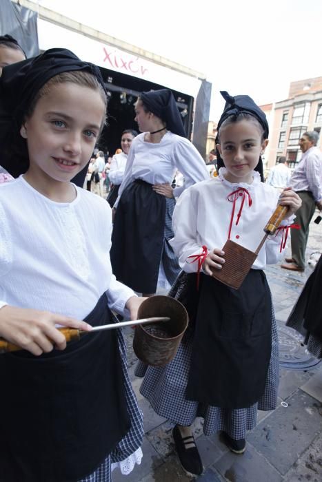 Celebración del Día d'Asturies en Gijón