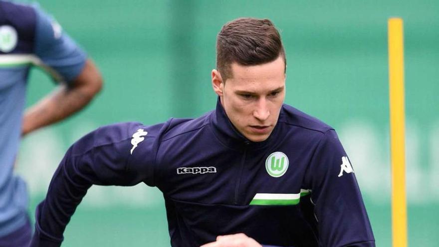 Draxler, en el entrenamiento de ayer con el Wolfsburgo.