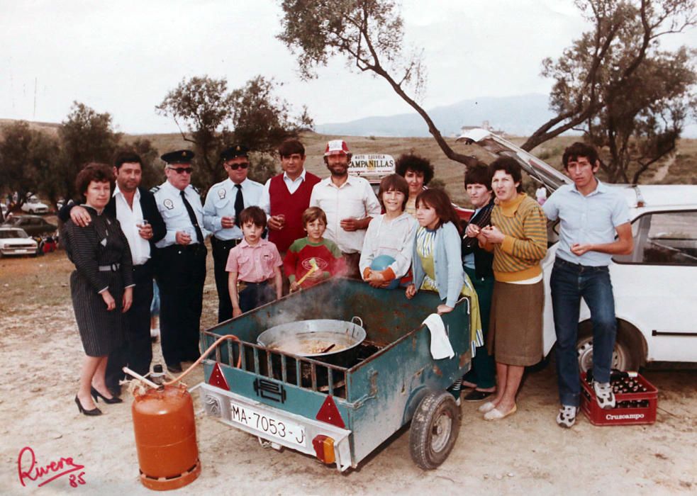 Comida campestre de los vecinos de Campanillas en 1985.