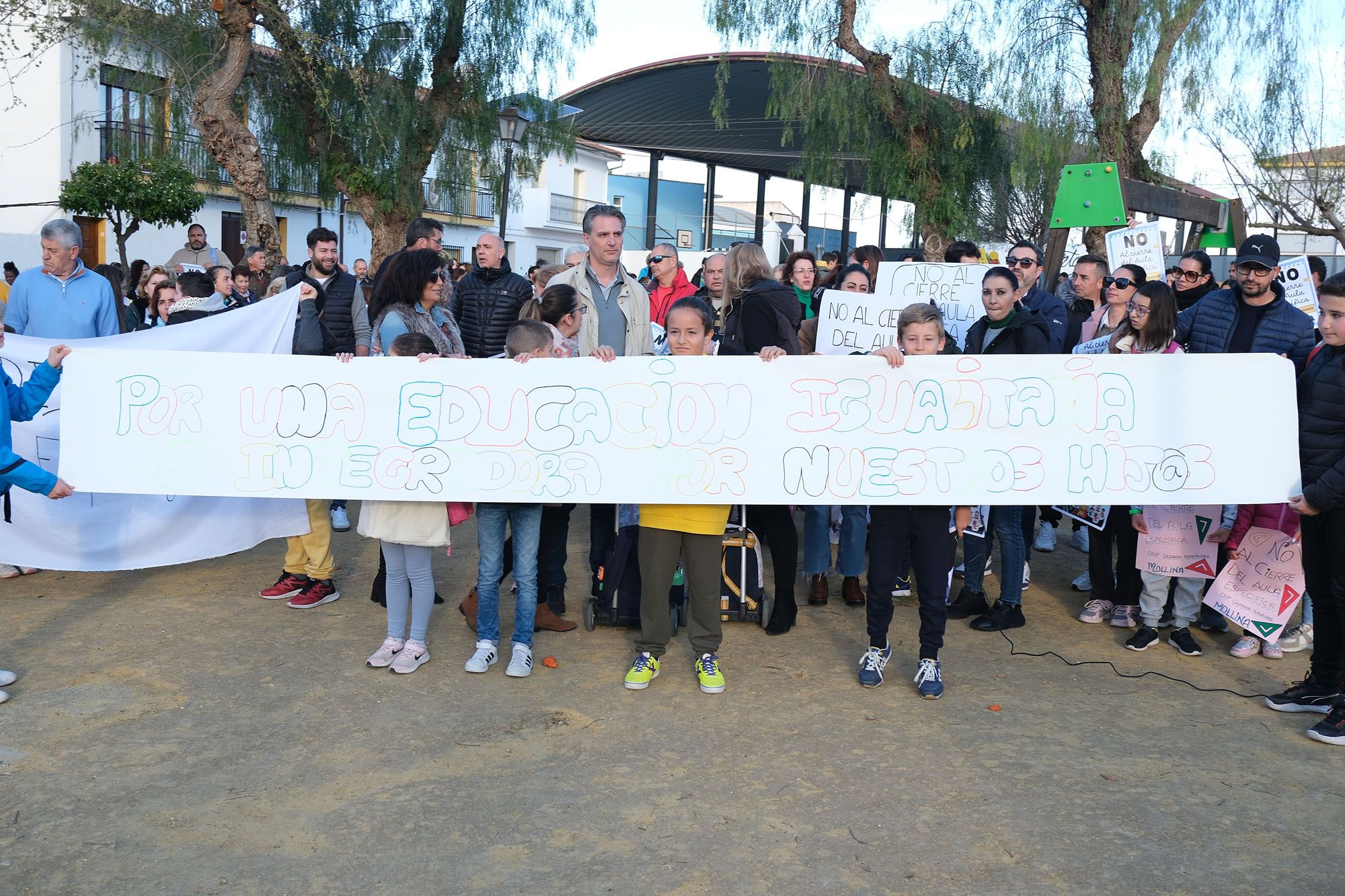 Protesta en Mollina por la supresión del Aula de Educación Especial.