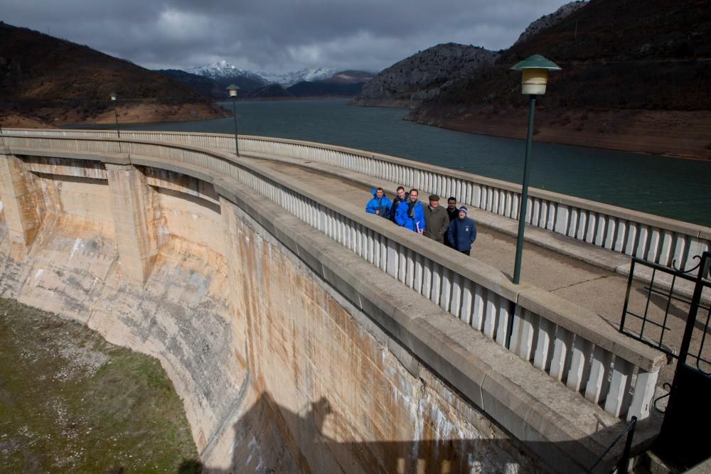 Así está el pantano de Barrios de Luna