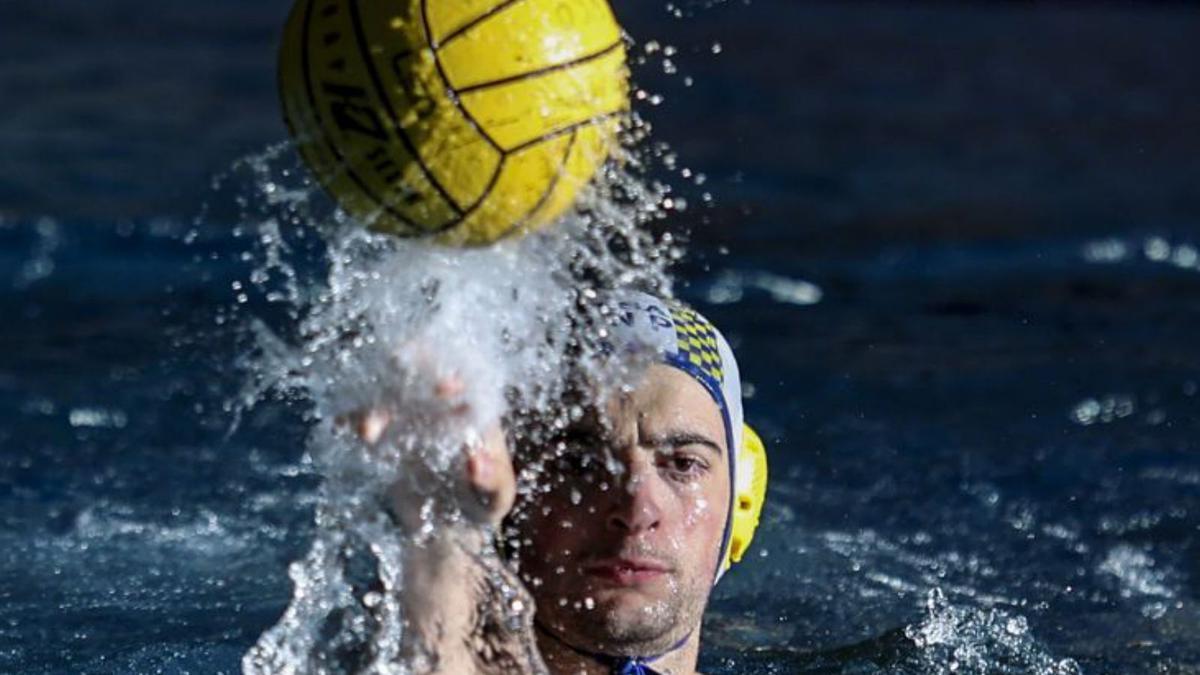 Amistad pasada por agua en la Copa Waterpolo 