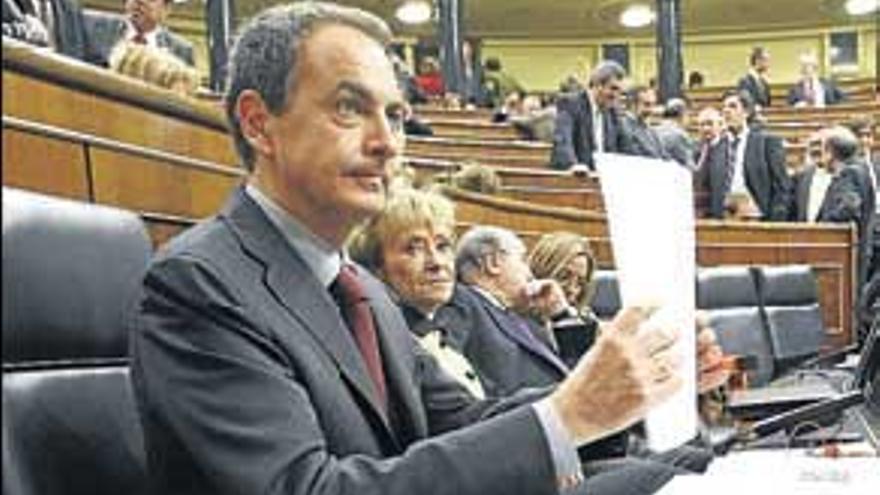 Rajoy desoye la propuesta de pacto contra la crisis lanzada por Zapatero