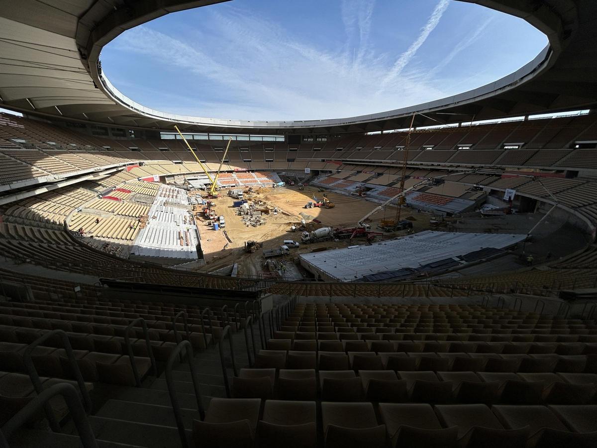 El estadio de La Cartuja, durante unas obras recientes.