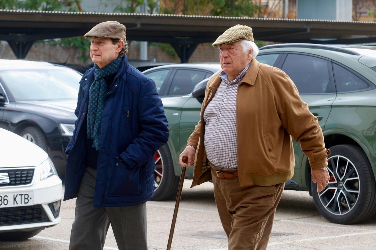 Familiares y amigos despiden a Fernando Esteso en València