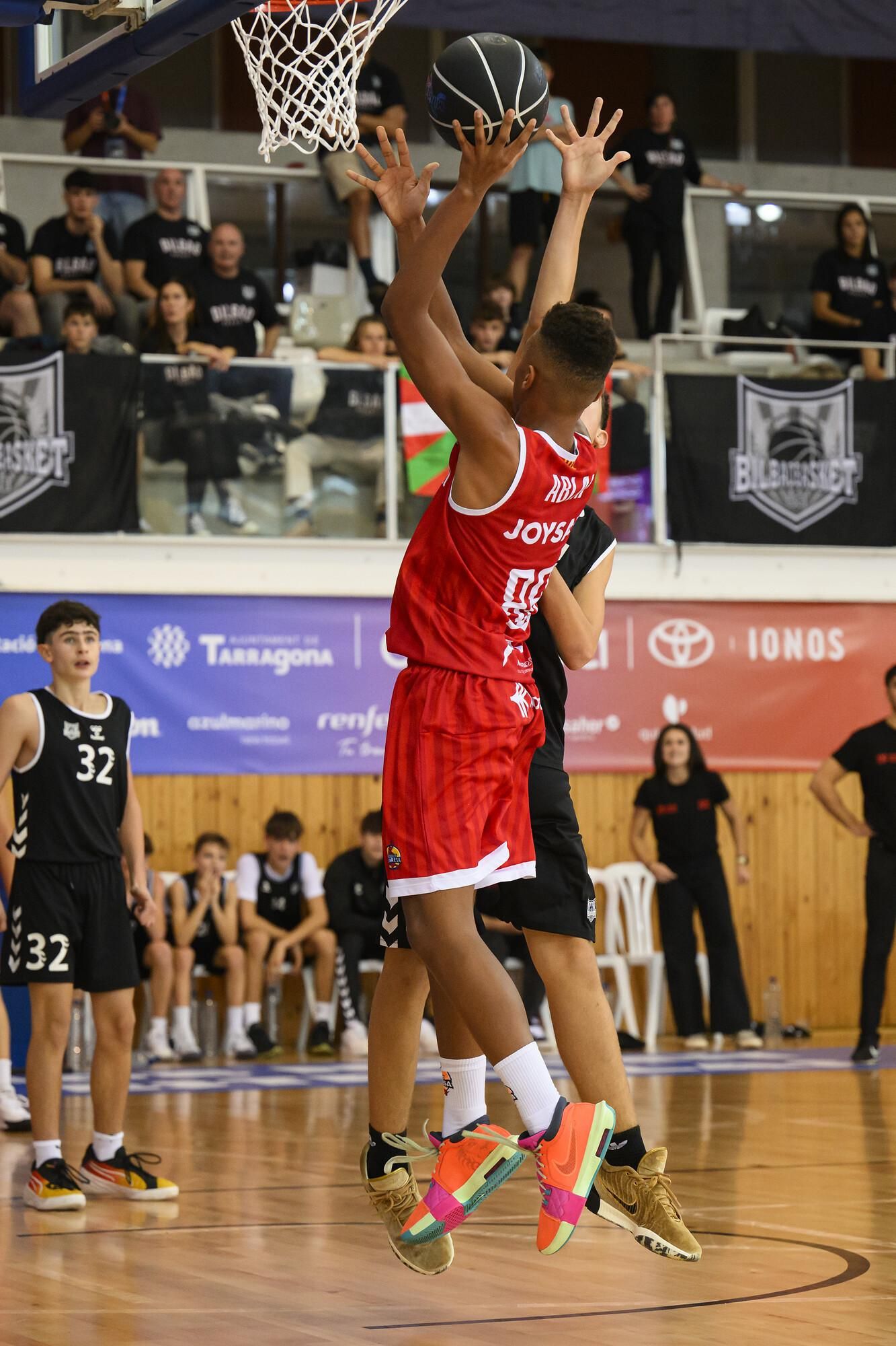 Imatges de l'Occident Manresa-Bilbao Basket