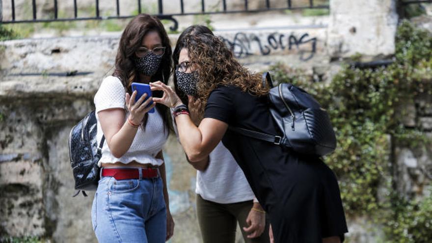 Jóvenes y asintomáticos, así es el perfil de los nuevos contagios