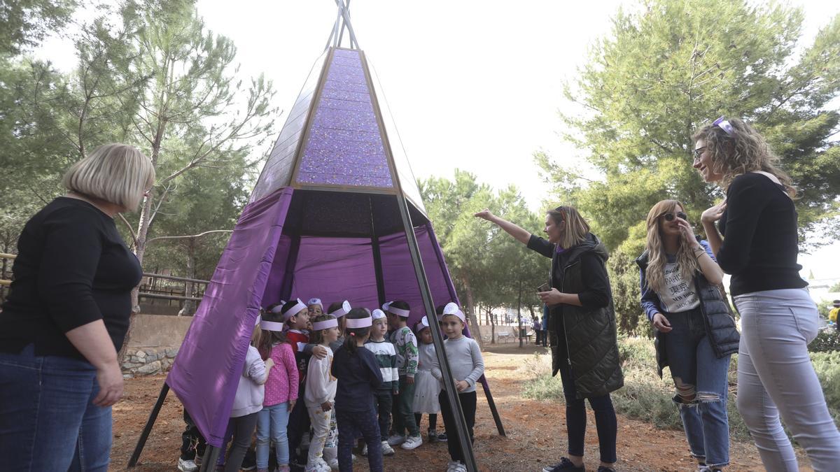 Actividades por elDia de la Dona en el Parc de la Rodana de Faura.