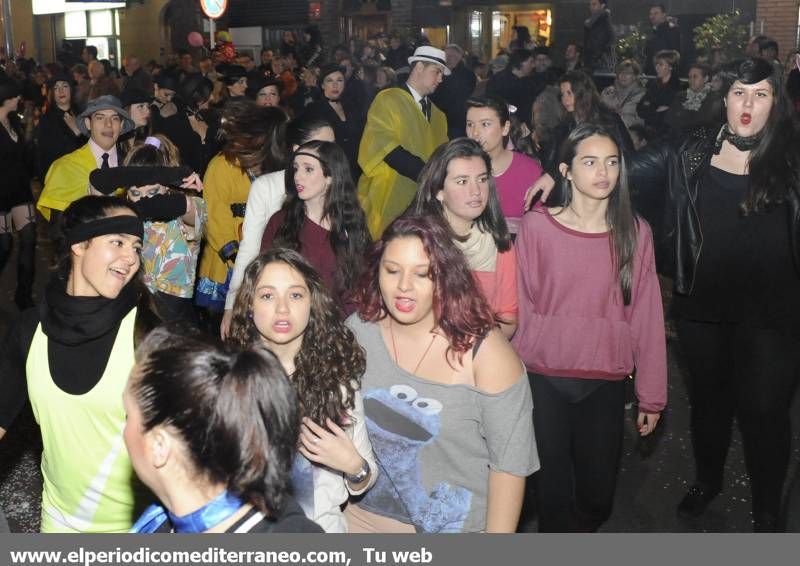 GALERÍA DE FOTOS - Fiesta de Carnaval en el Grao de Castellón