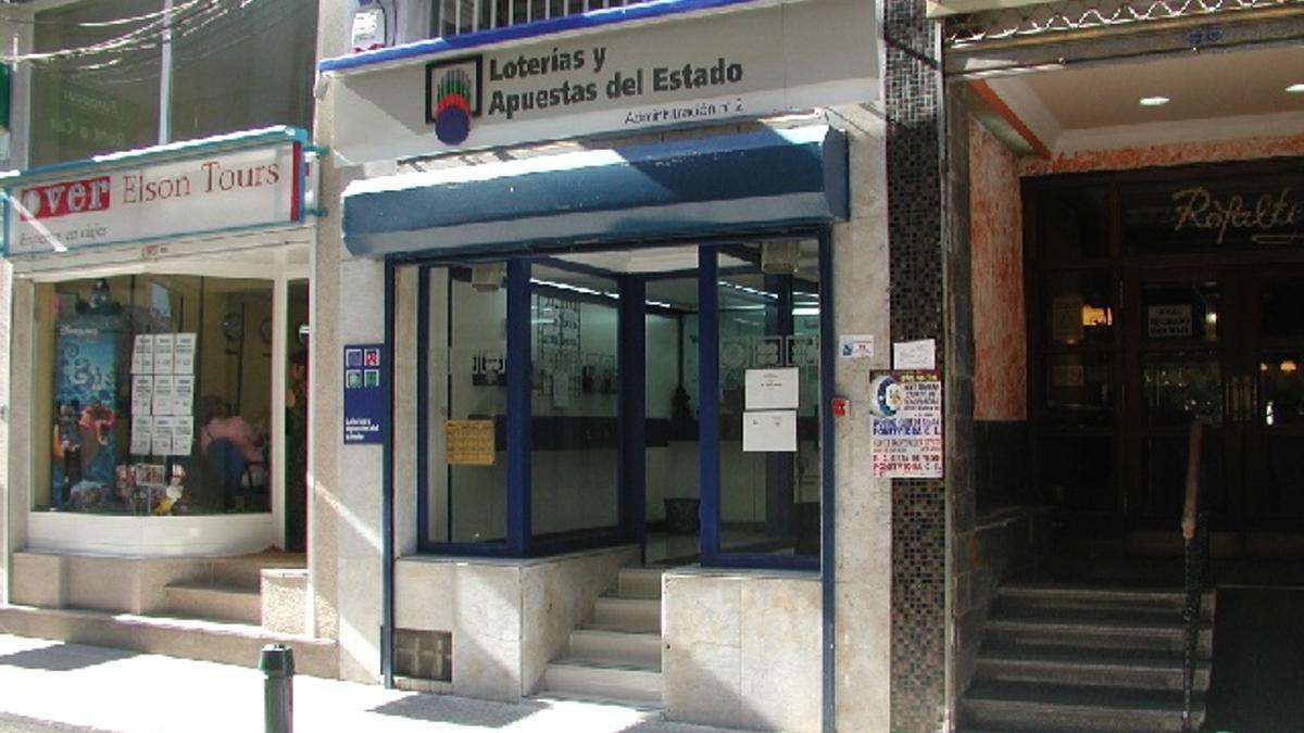 Administración de Lotería de la calle Méndez Núñez de Marín