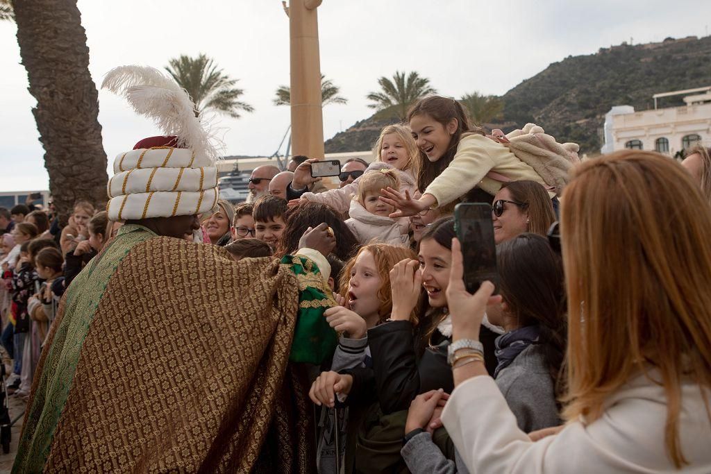 El desembarco en Cartagena de los Reyes Magos, en imágenes