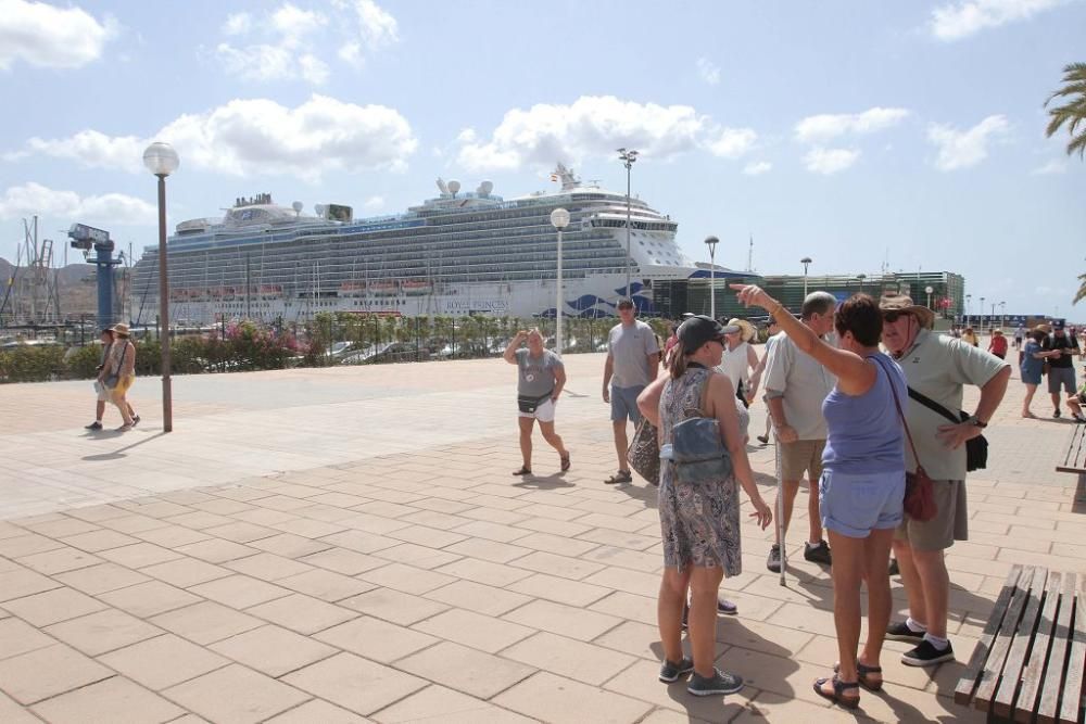 Turistas en Cartagena en el Puente de agosto