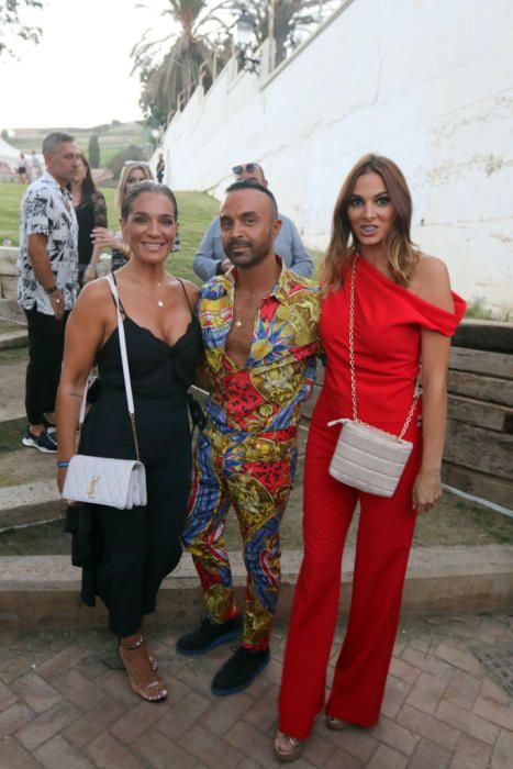 Gran expectación ante el único concierto de Jennifer Lopez en España. Se han formado largas colas hasta la apertura de las puertas del recinto del Marenostrum Castle Park, escenario del concierto.