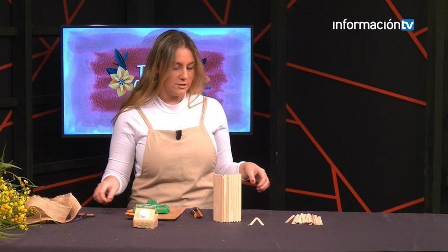 Taller Creativo convierte un brik en un jarrón orgánico