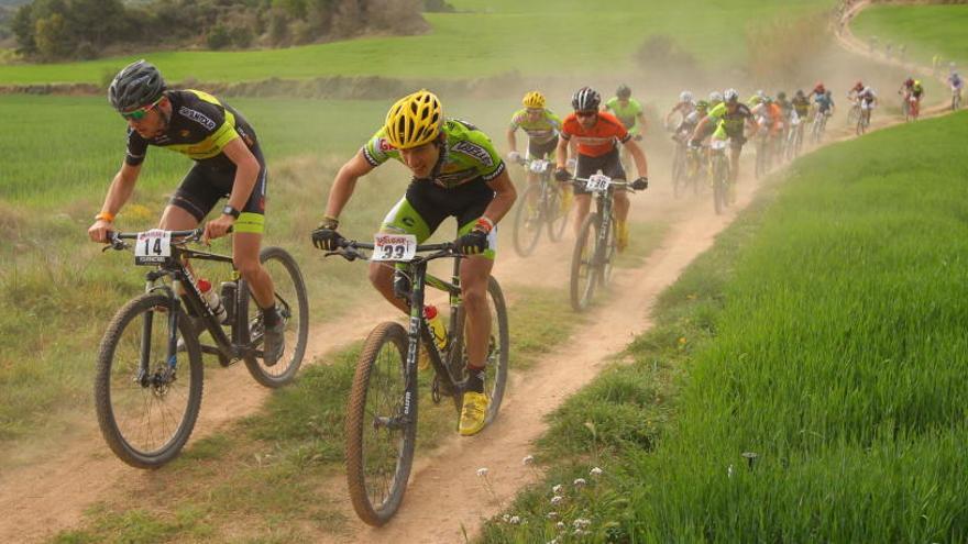 Els ciclistes de la VolCat passaran per paratges de la comarca de l´Anoia durant els tres dies de cursa.