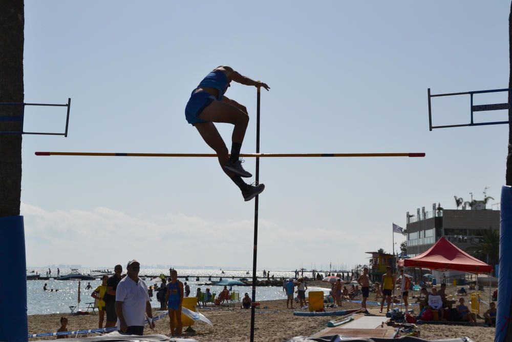 Prueba de salto con pértiga en Mar Menor Games