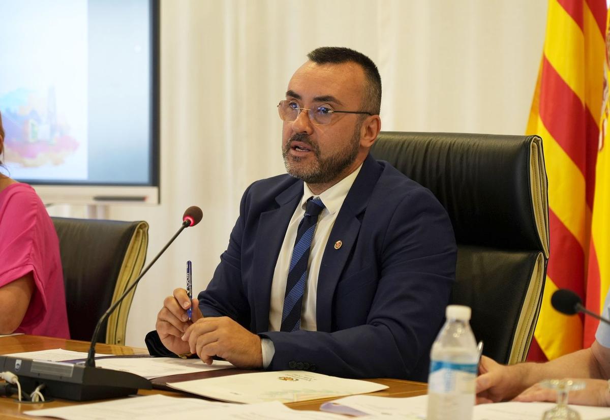 El alcalde de Vila-real, José Benlloch, ha presidido la primera sesión plenaria dela legislatura.