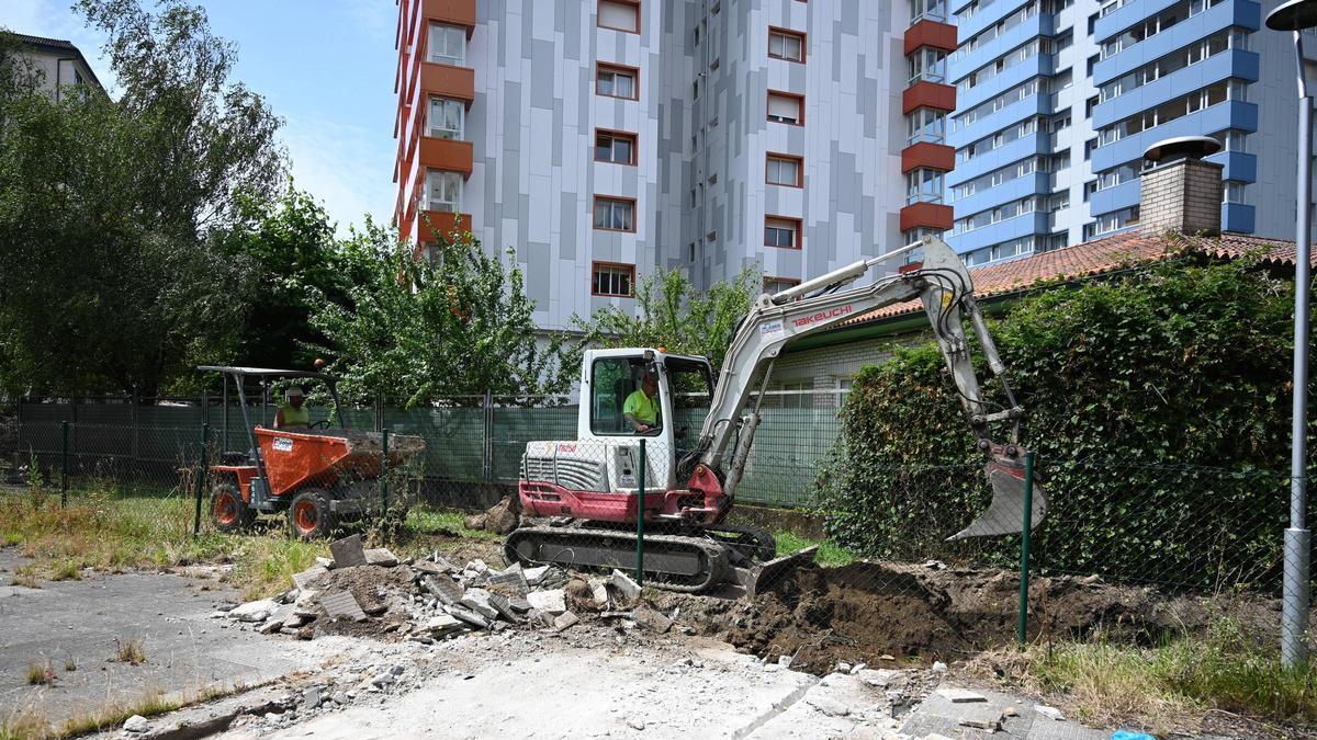 Trabajos en el tramo soterrado para la posterior retirada de la cubierta