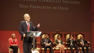 Vox exige en Gijón retirarle los honores a Santiago Carrillo: "Fue responsable de dos mil muertes; no puede ser hijo predilecto"