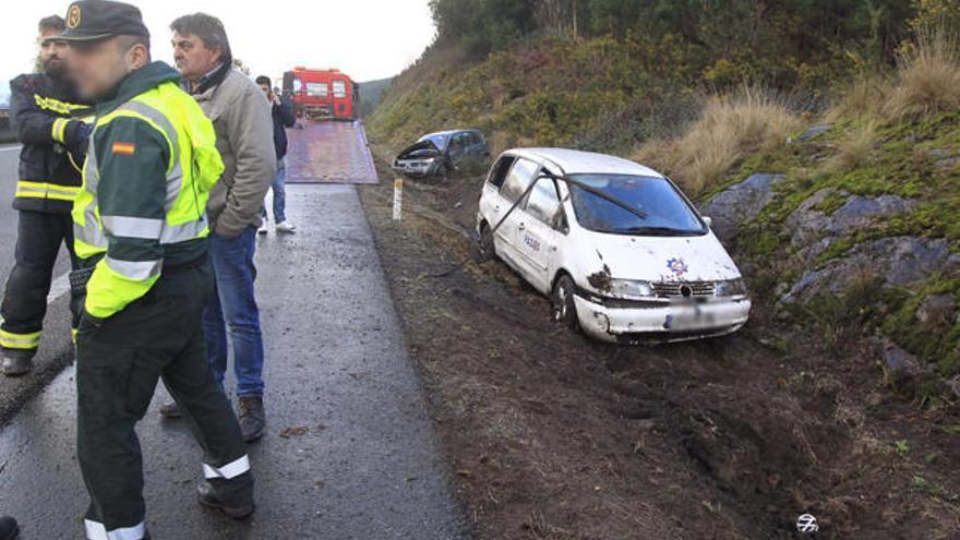 Una fuerte granizada provoca tres accidentes en la AP-9 en Valga