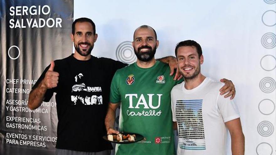 El TAU Castelló entra en la cocina de Sergio Salvador