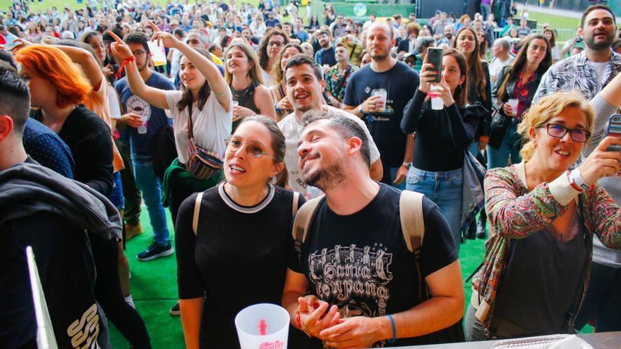 Público expectante al inicio de los conciertos de una de las jornadas del pasado PortAmérica.