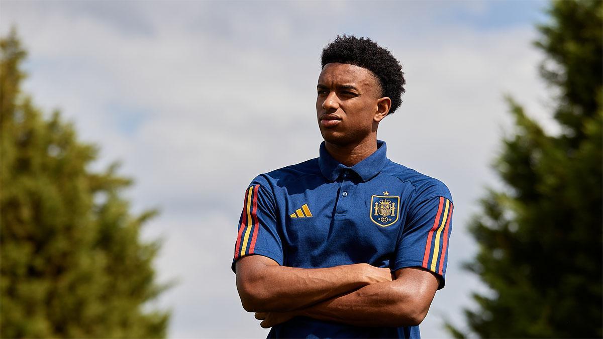 Balde, en la Ciudad del Fútbol de Las Rozas