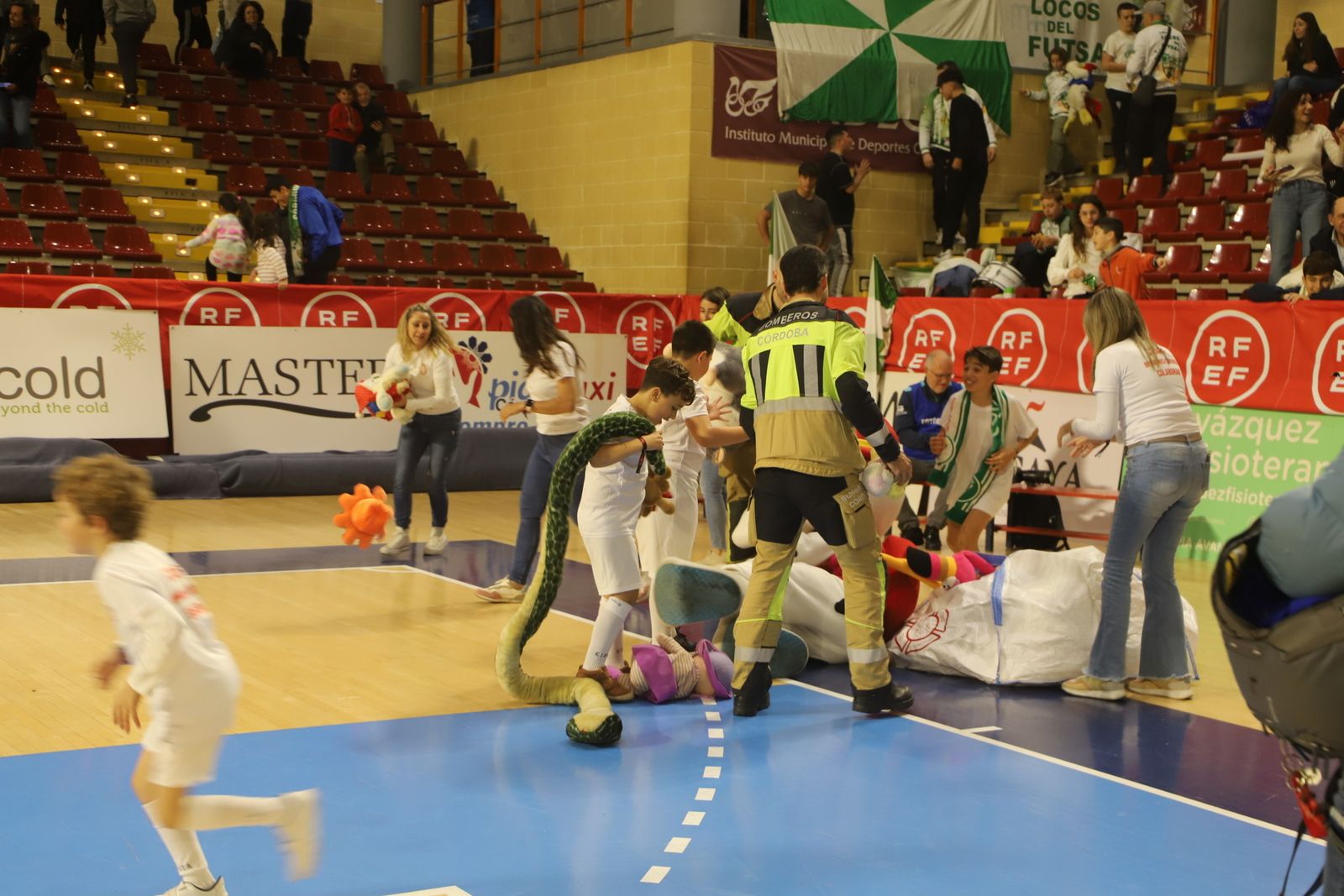 Córdoba Futsal-Viña Albali Valdepeñas | El partido en imágenes