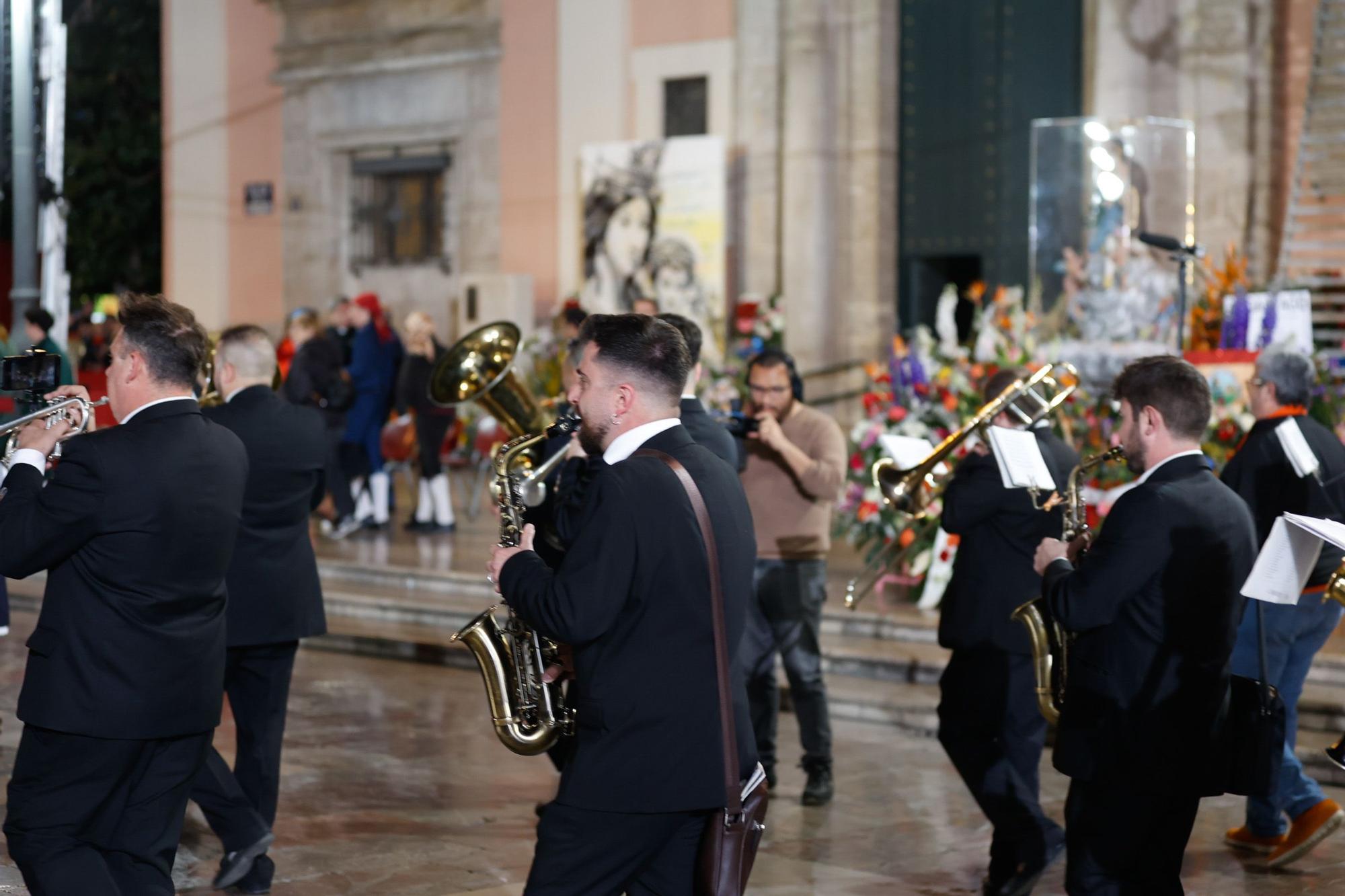 Búscate en el primer día de la Ofrenda en la calle de la Paz entre las 21 y las 22 horas